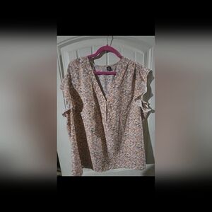 Floral Ruffle Sleeve Top